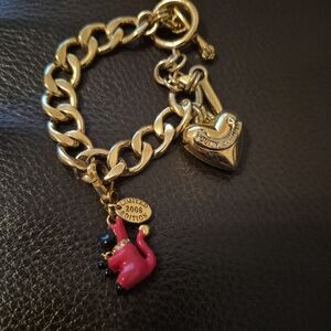 Rare Scotty Devil Dog Limited Edition 200 Gold-Tone Chain Bracelet Heart Charms